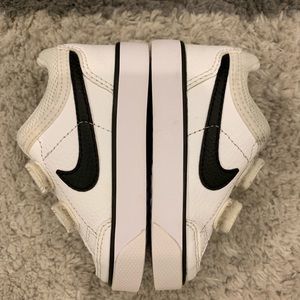 Nike toddler shoes
